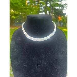 Vtg Mother of‎ Pearl Shell Disc Choker Necklace Iridescent Coastal Boho Cream